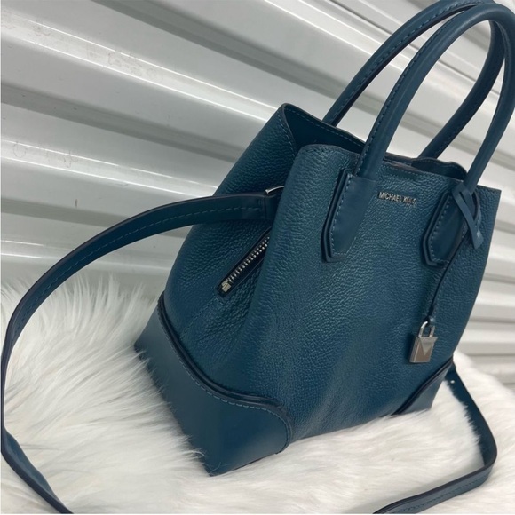 MICHAEL KORS Royal Blue Mercer Satchel Tote Handbag Crossbody Jet Set Bedford - Picture 4 of 12